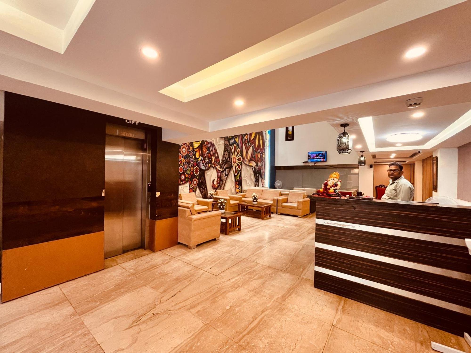 Hotel The Gold Inn - Karol Bagh Delhi Luaran gambar