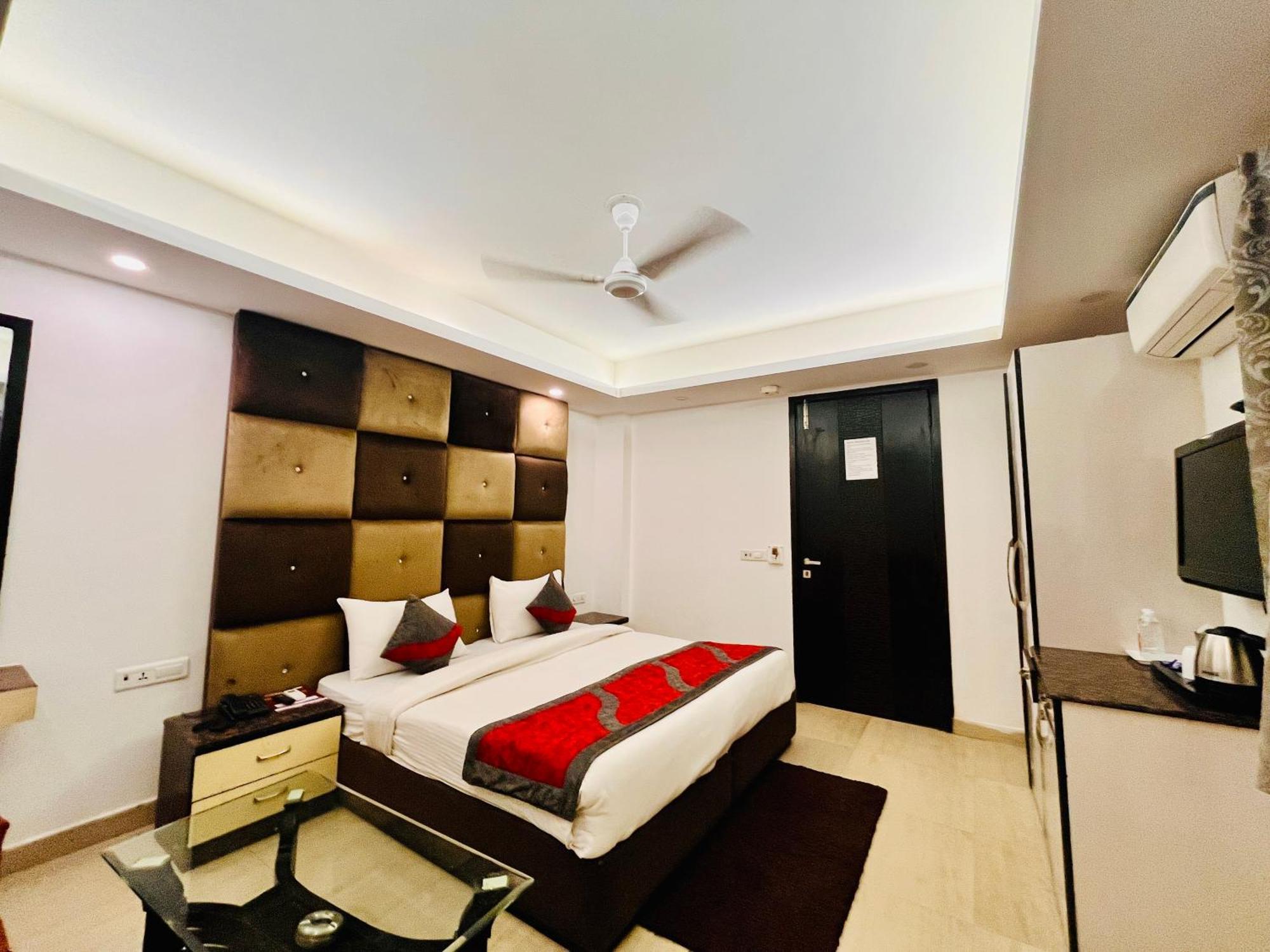 Hotel The Gold Inn - Karol Bagh Delhi Luaran gambar