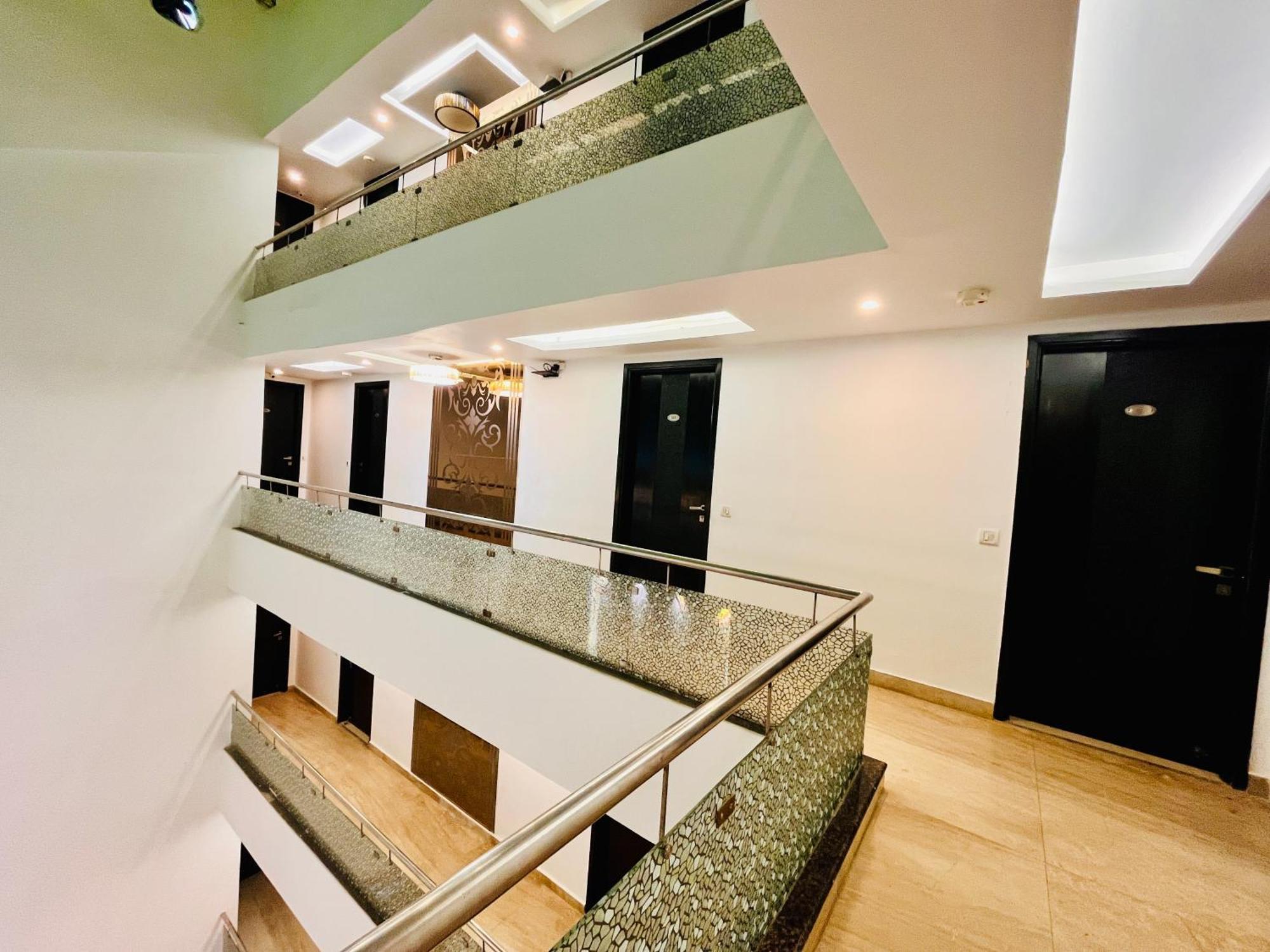 Hotel The Gold Inn - Karol Bagh Delhi Luaran gambar