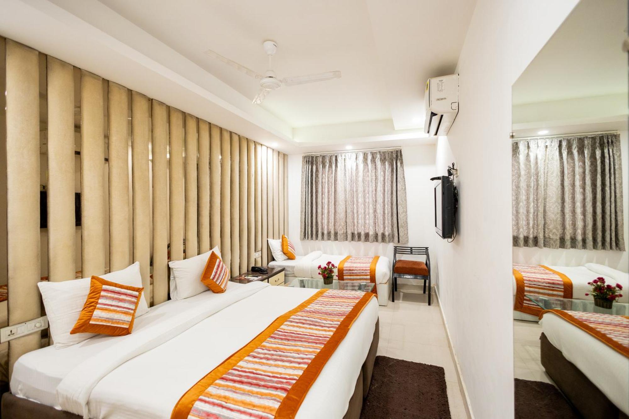 Hotel The Gold Inn - Karol Bagh Delhi Luaran gambar